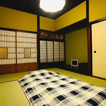 北房まちの駅 ゲストハウス Maniwa Bagian luar foto